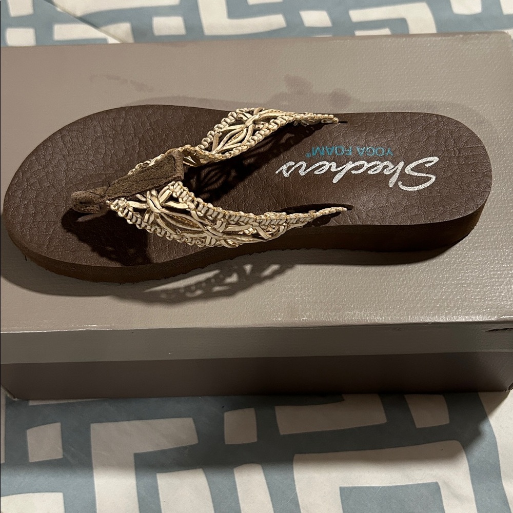 Skechers Women's Tan and Brown Sandals - Picture 3 of 5